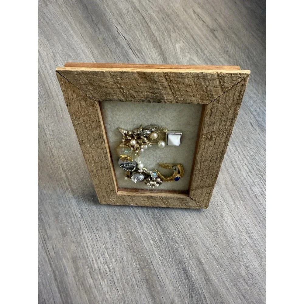 Handmade Jeweled Letter G: Vintage Pearl Glam Home Decor